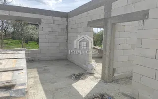 Casa in constructie si teren in Vernesti BZ SC=150mp teren=509mp d=20m - Poză 13