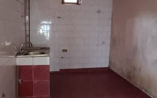 Apartament cu 4 camere si gradina in centrul orasului Brasov - Poză 1