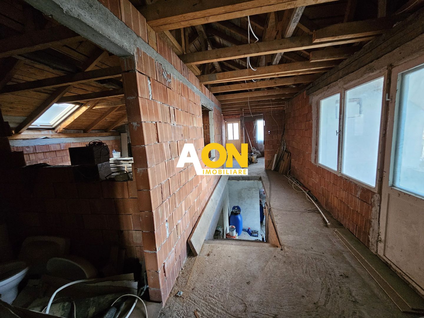 Casa 4 camere, 300 mp utili, 562 mp teren, zona Centru - Poză 15