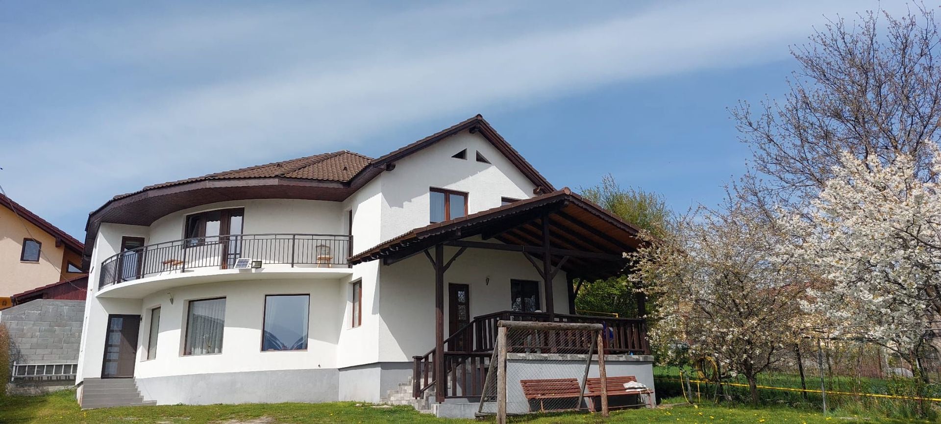 Casa solara si spatioasa, curte 700 mp - Cisnadie - Sibiu - Poză 3