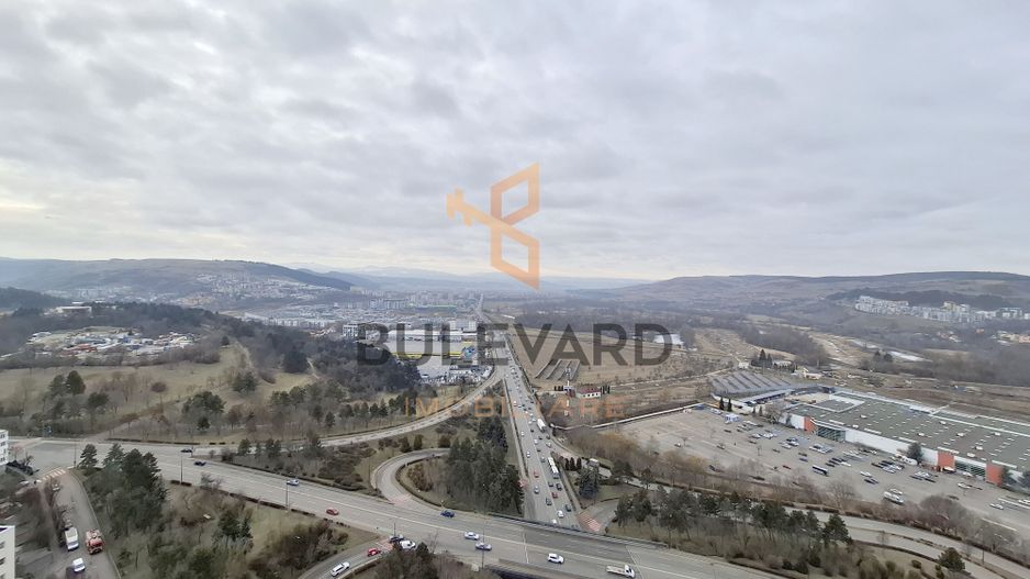 Penthouse 194 mp utili + 4 balcoane, view superb! - Poză 2