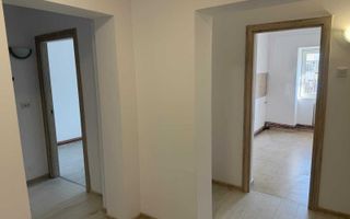Apartament 2 camere decomandat ,zona Zimbru,109900 euro - Poză 4