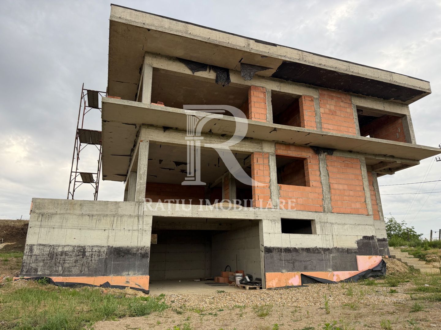 Vilă Statement cu Piscină și Design Arhitectural Spectaculos | Oradea - Poză 28