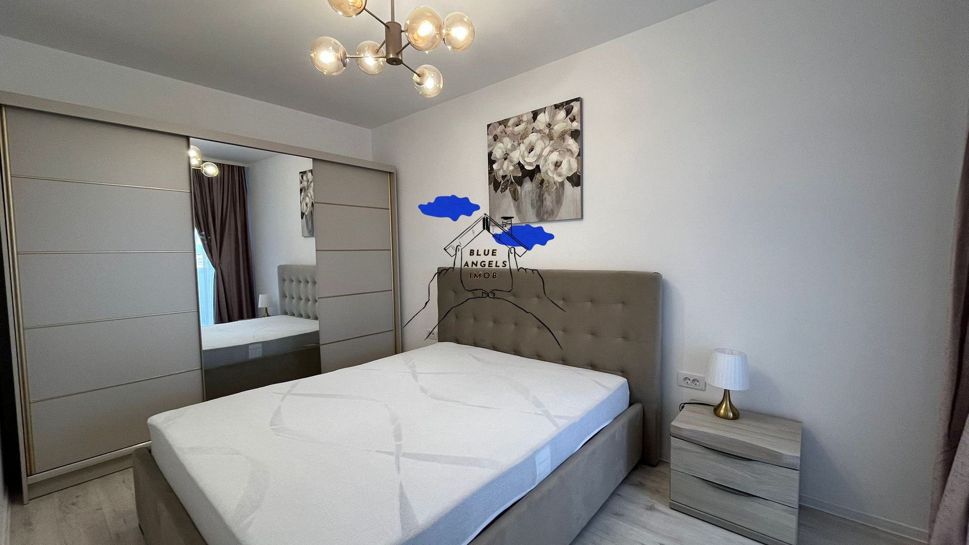 Studio modern in bloc nou din Tractorul - Poză 1