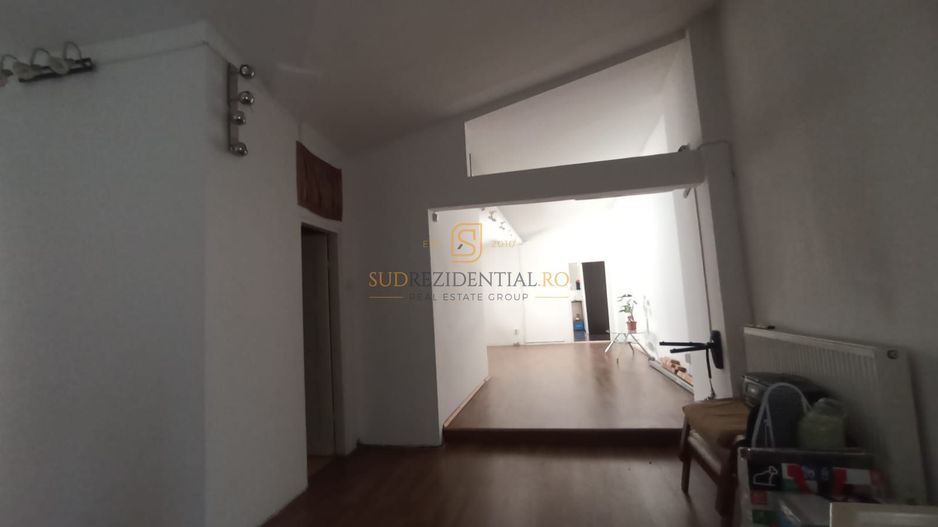 Casa spatioasa cu 7 camere, zona Bd. Brancoveanu, acces facil metrou - Poză 15