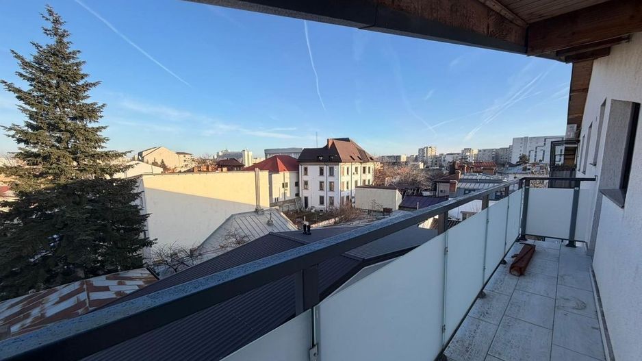 APARTAMENT MANSARDA BLOC NOU - Poză 10