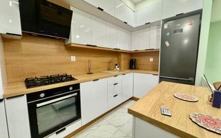 COSMOPOLIS - Apartament cu 3 camere si gradina, mobilat si utilat. - Poză 6