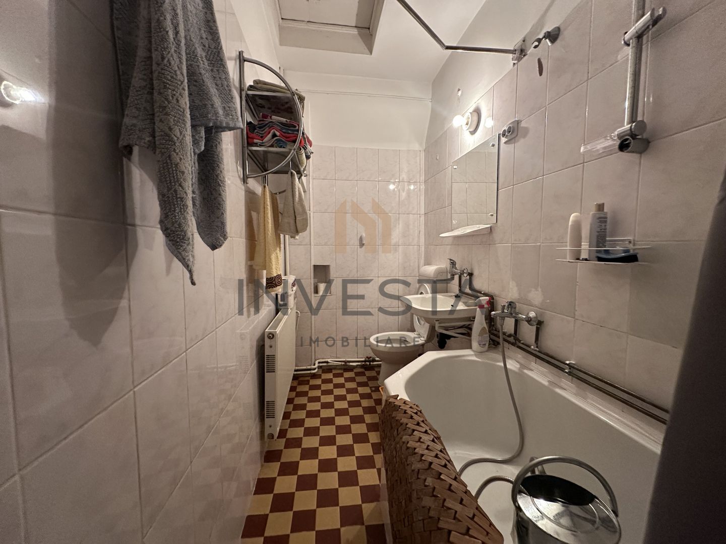 Casă cu teren de 890 mp/ Cartier Gruia - Poză 6