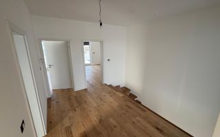 Duplex despărțit prin perete dublu/ Garaj - Poză 9