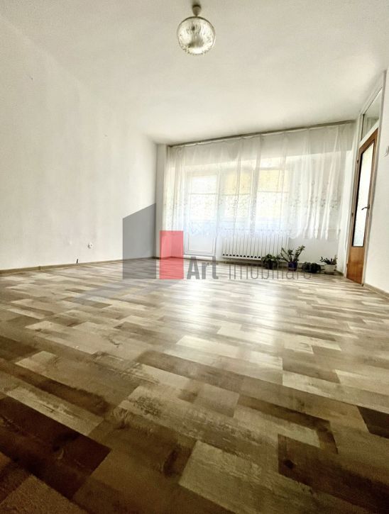 GARSONIERA  SEBASTIAN- MOTOC - Poză 2