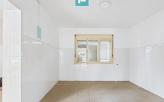 Casă solidă din cărămidă - zona centrală Șiria - Poză 5