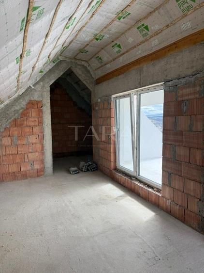 Duplex cu 4 camere, mansardă și curte proprie, zona Iris - Poză 7