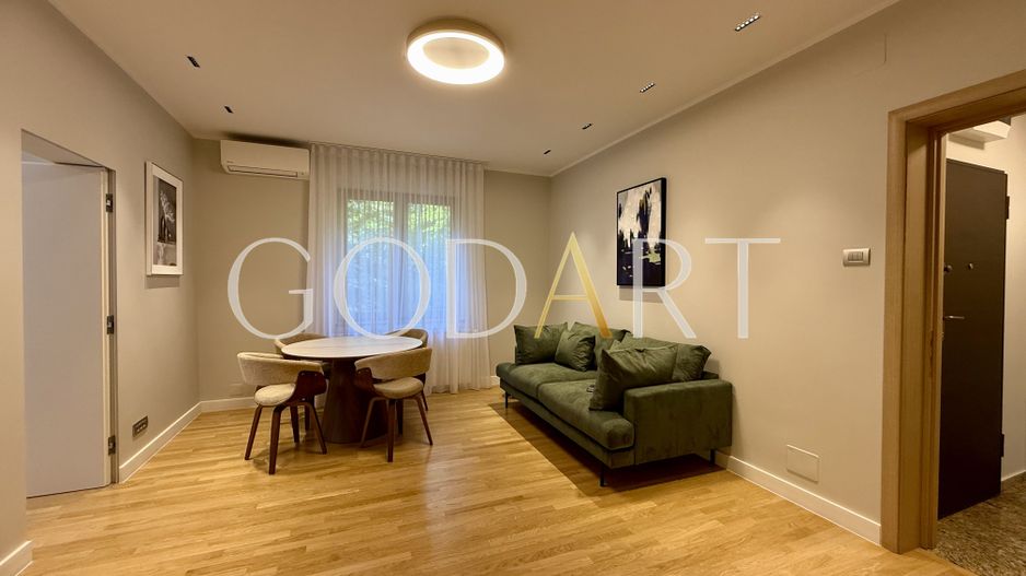 Apartament 3 camere |terasă si curte în Dorobanți Capitale - Poză 1