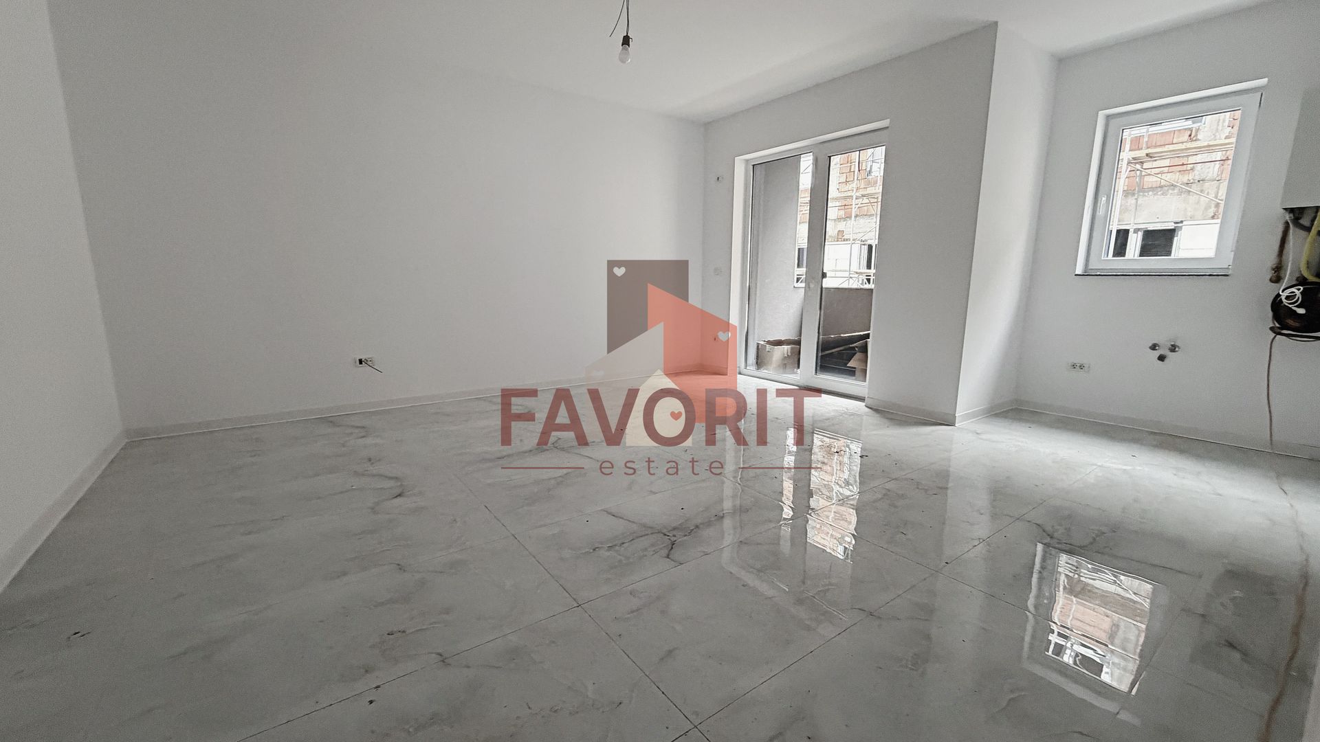 2 camere | Etaj 1 | Loc de parcare | Statie de autobuz | Finisaje la alegere - Poză 1