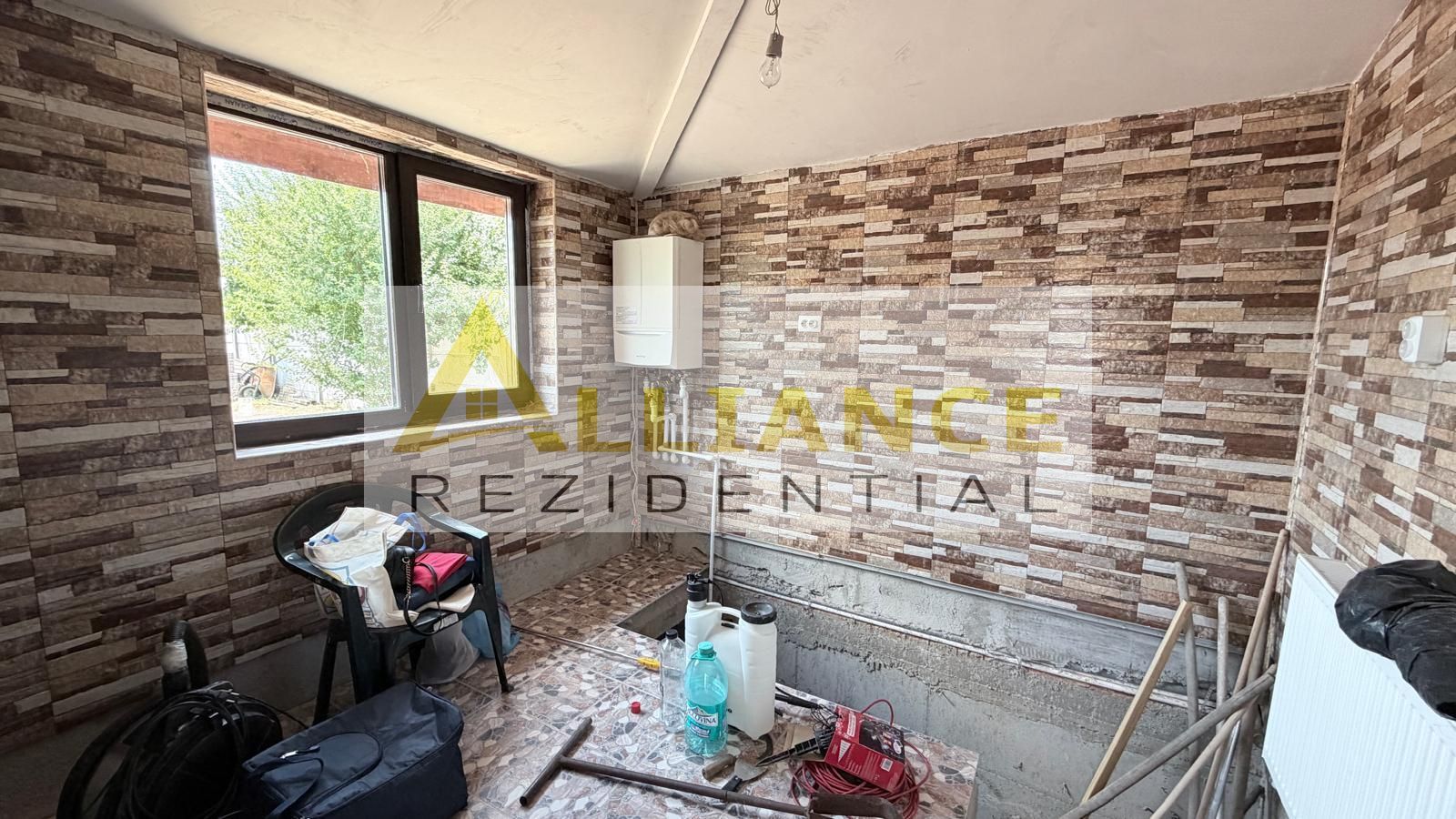 Casa Individuala - 5 camere - 3 bai - 555mp teren - Poză 7