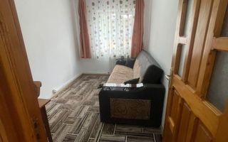 De închiriat apartament 4 camere decomandat - Poză 2