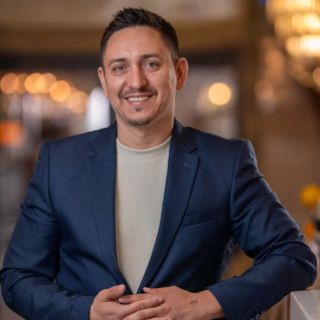 Cosmin Ghinoiu - Sudrezidential Real Estate SRL