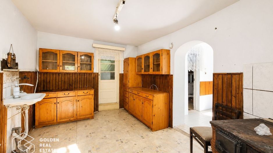 Casa cu teren de 420 mp, localitatea Paulis - Poză 7