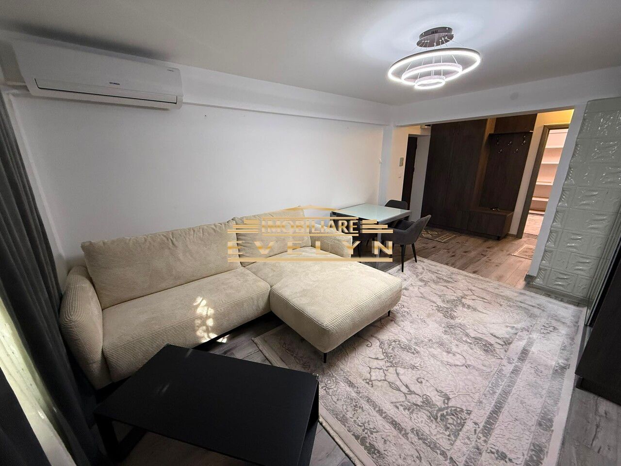 Apartament 3 camere de vânzare – Str. Ion Pilat - Poză 2