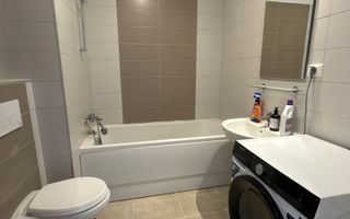 Apartament cu 3 camere 2 băi de închiriat Prelungirea Ghencea - Poză 12