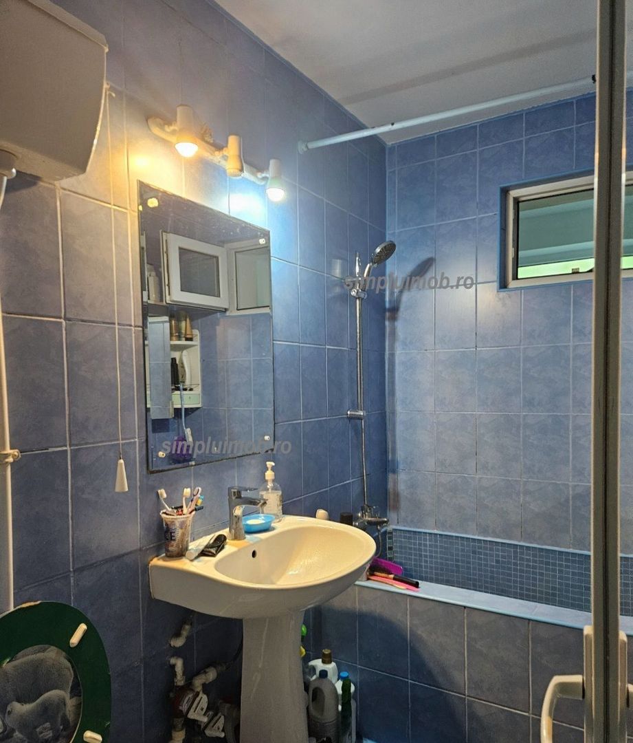 3 Camere Renovat Parcare Alexandru Obregia - Poză 13