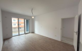 Etaj intermediar. Decomandat. Asfalt. - Poză 1