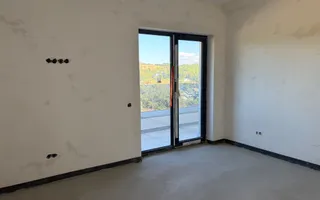 Casa individuala 4 camere, 3 bai, S+P+ET,  garaj, terasa - Poză 21