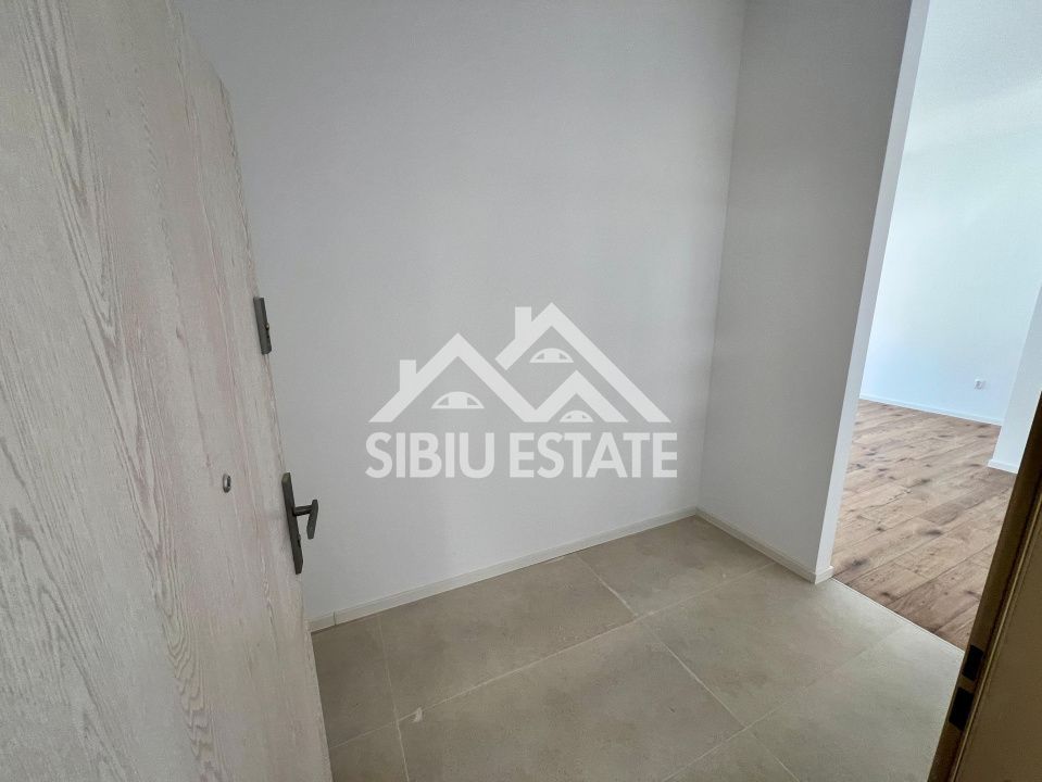 Finisat la cheie Intabulat, 3 camere, 2 bai, 2 parcar,i zona Dracula - Poză 5