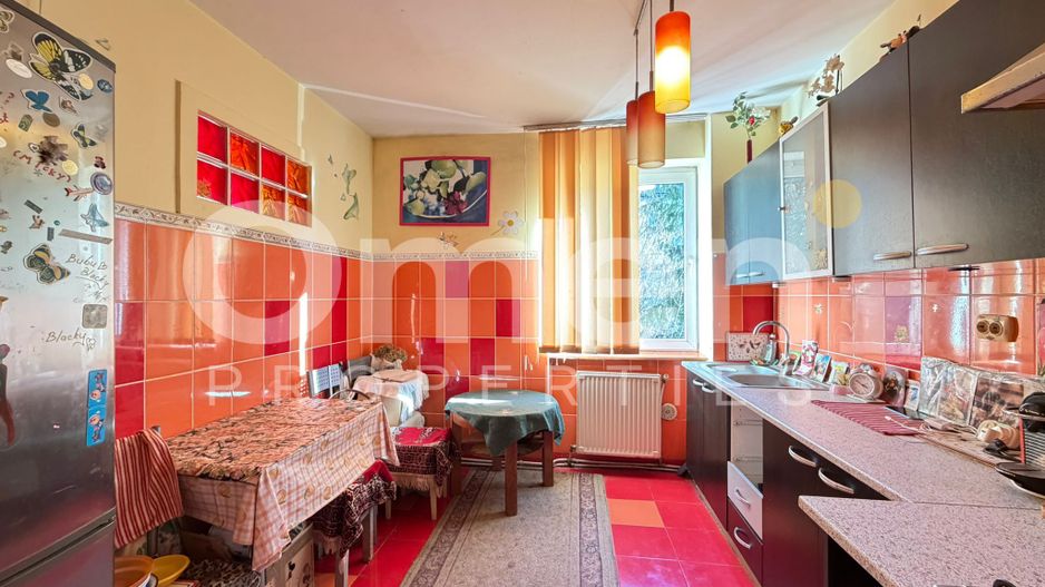 Apartament cu 3 camere, decomandat, etaj intermediar, zona Iuliu Maniu - Poză 1