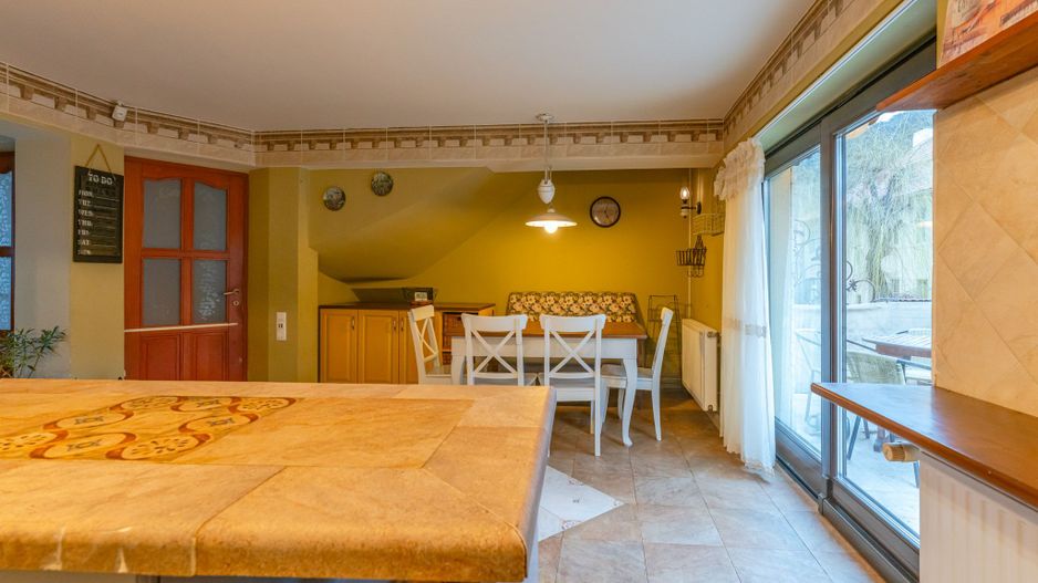 Casă individuală cu 7 camere lângă AFI Mall, ideală pentru birouri sau locuință - Poză 7