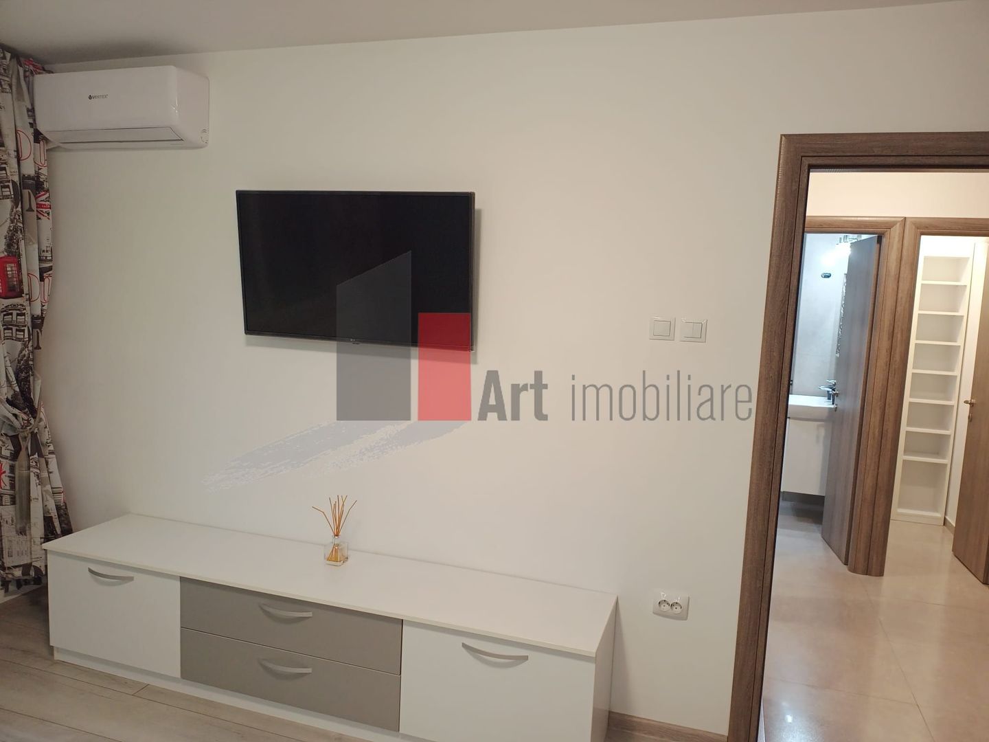 Garsoniera Decebal - Poză 1