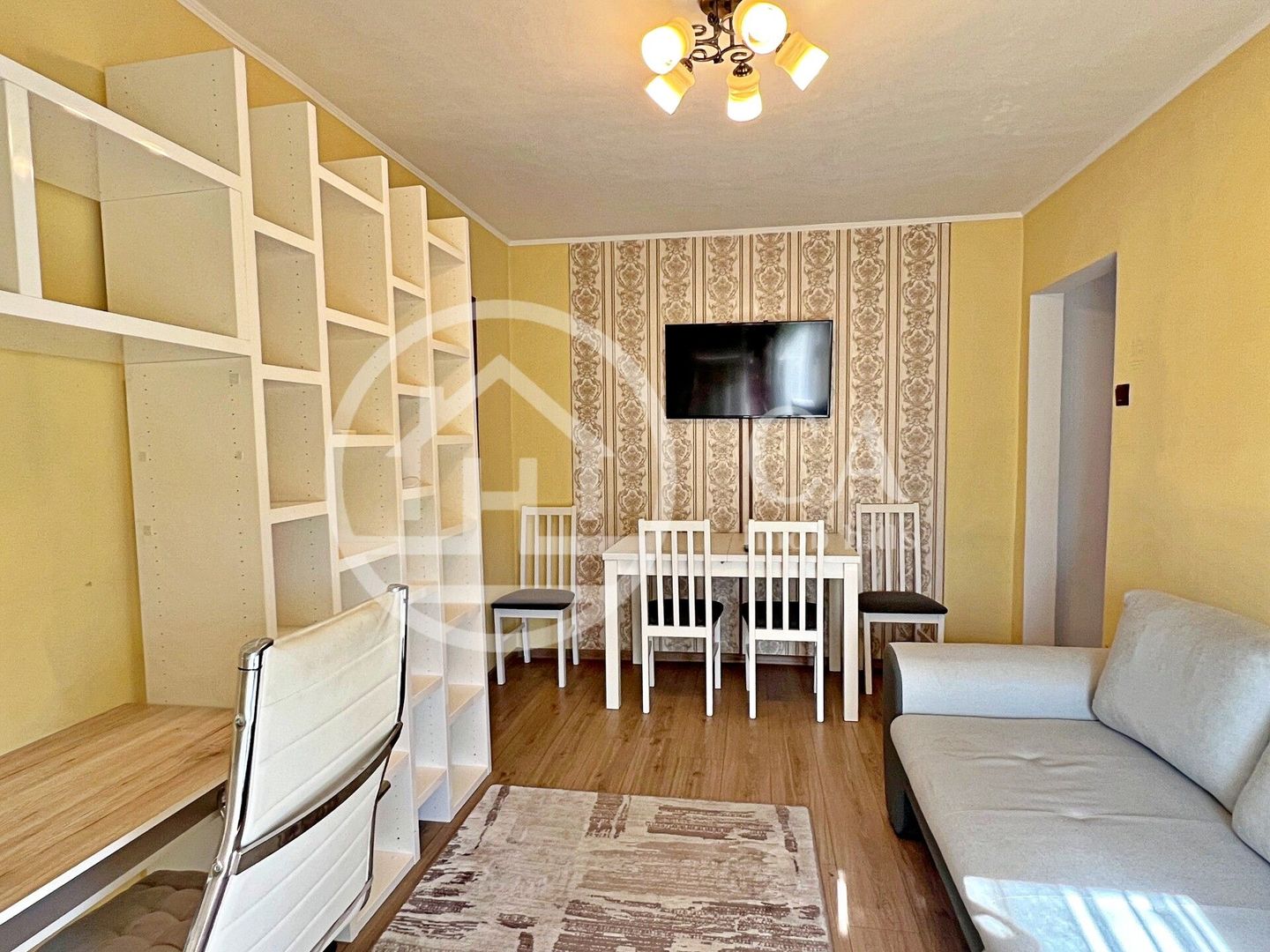 Apartament de închiriat cu 2 camere in zona Nufarul, Oradea - Poză 2
