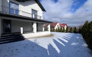 Vânzare, Duplex, 2 nivele, 4 camere, strada Aron Pumnul,Cricova - Poză 2