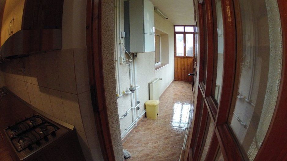 Apartament 3 camere + 2 bai in bloc vila.de 4 etaje, Racadau - Poză 4