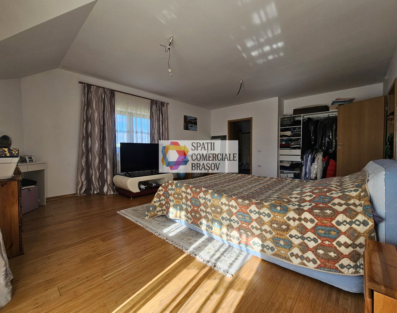 Casă individuala 5 camere de vânzare - zona Tractorul, Coresi - 270 mp - # plus - Poză 26