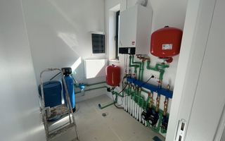 Casă Spațioasă și Elegantă în Corbeanca – 7 Dormitoare, Grădină Privată - Poză 17