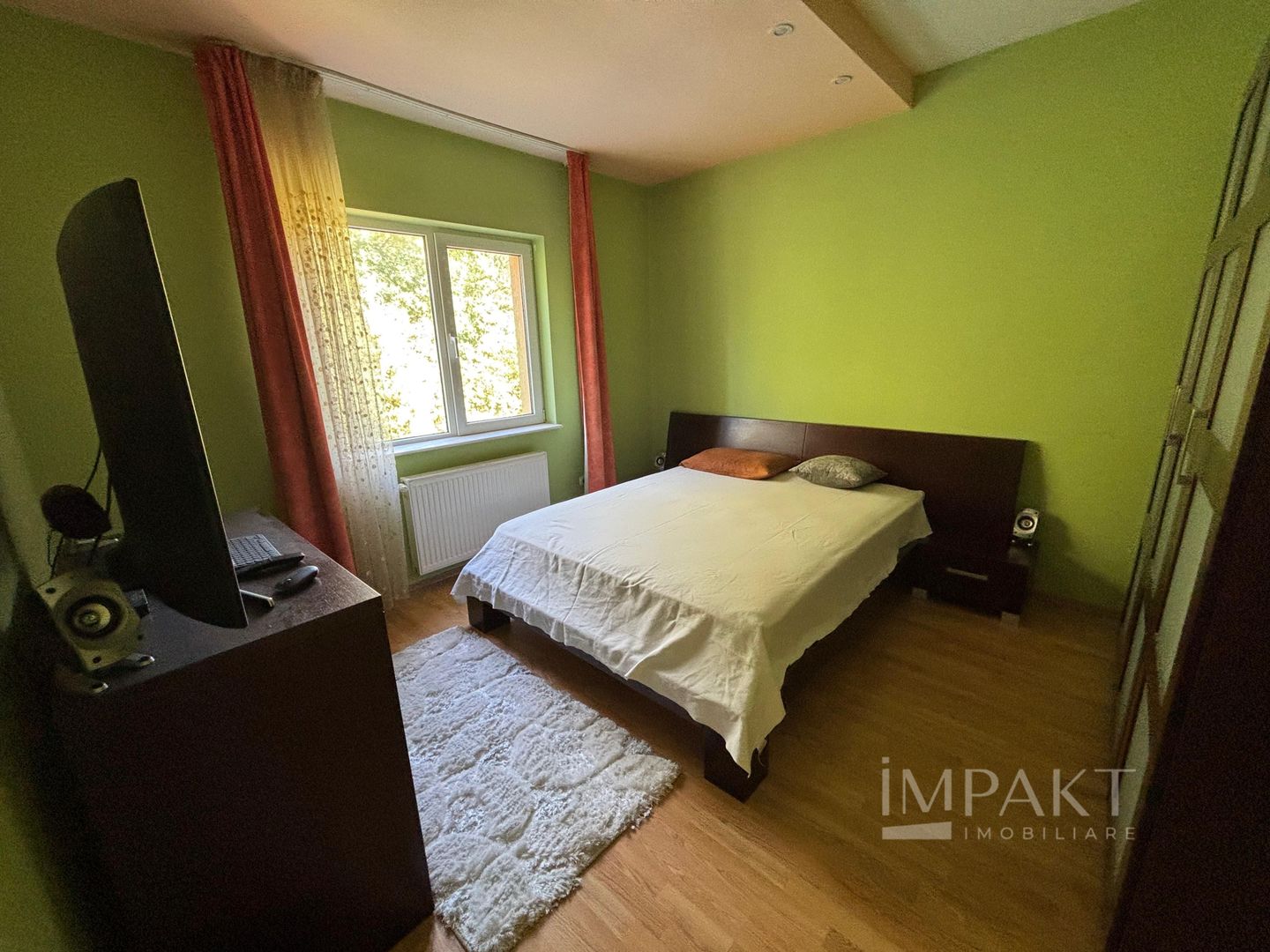 De închiriat casa Făget -teren 2400mp - Poză 14
