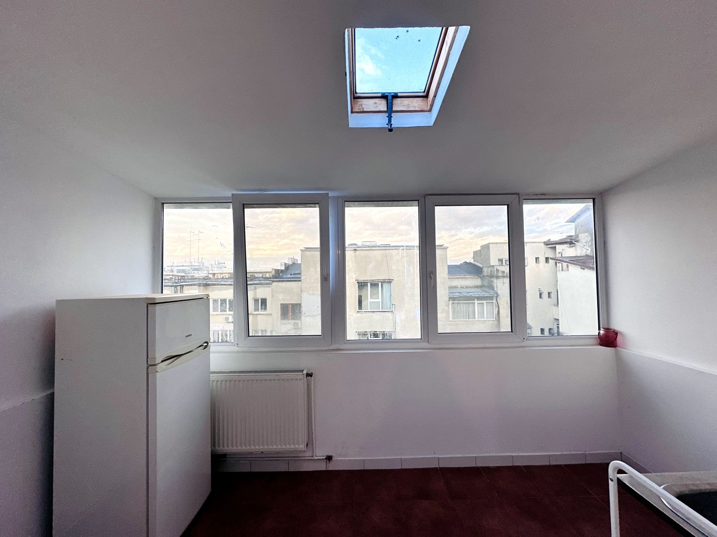 Studio | Garsoniera -Cismigiu -Ion Brezoianu Centrala Proprie - Poză 6