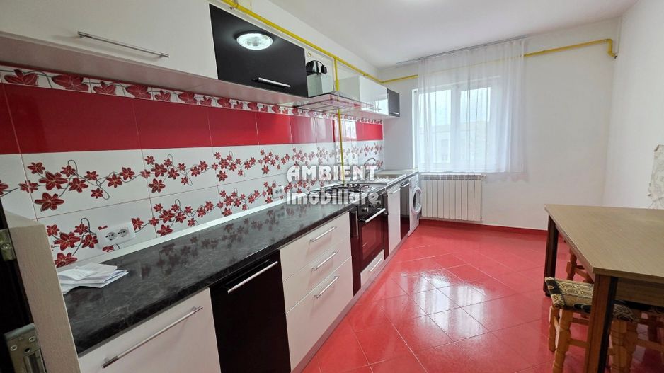 Apartament cu 3 camere, mobilat si utilat, VASLUI zona CENTRU-BUIUM; - Poză 1