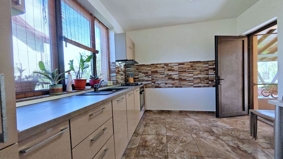 Vila individuala cu teren de 1000mp in Comuna Berceni - Poză 6