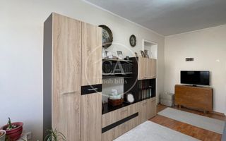 Apartament de vânzare cu 2 camere în zona Velența, Oradea - Poză 3
