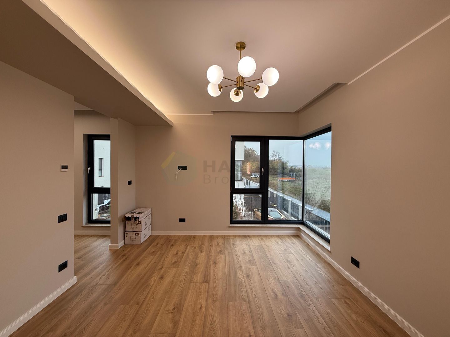 Vila individuala 5 camere Tunari 1 Decembrie - Poză 39