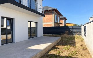Vila 5 camere Tunari langa Cosmopolis - Poză 4