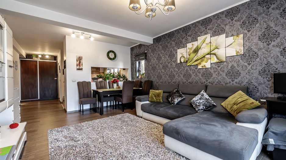 Apartament amenajat cu 2 camere și grădină la etajul 1 in Subcetate - Poză 3