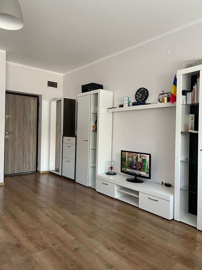 Apartament cu 2 camere si 2 locuri de parcare - Poză 12