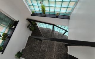 CENTRU PIATA UNIRII - Birouri luminoase cu terasa ! - Poză 6