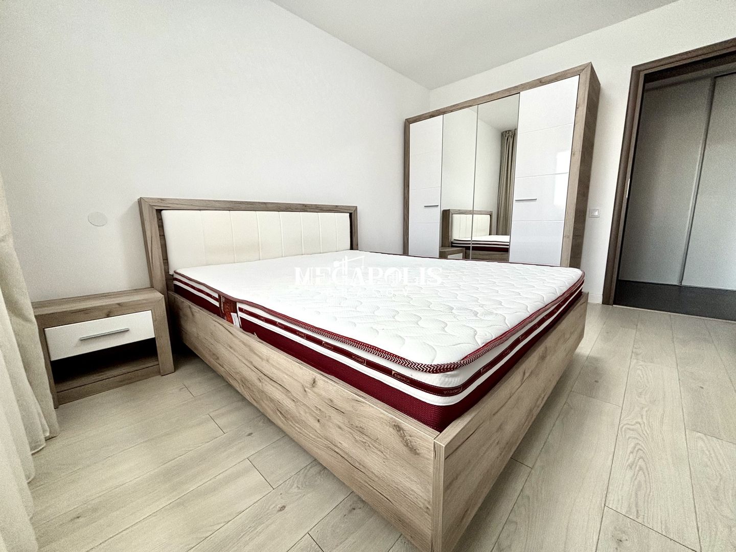 Apartament 3 camere | Parcare | Curte | Pet-Friendly | Ghimbav - Poză 3