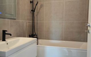 Apartament 4 camere I 3 Balcoane I La Cheie I Loc de Parcare - Poză 6