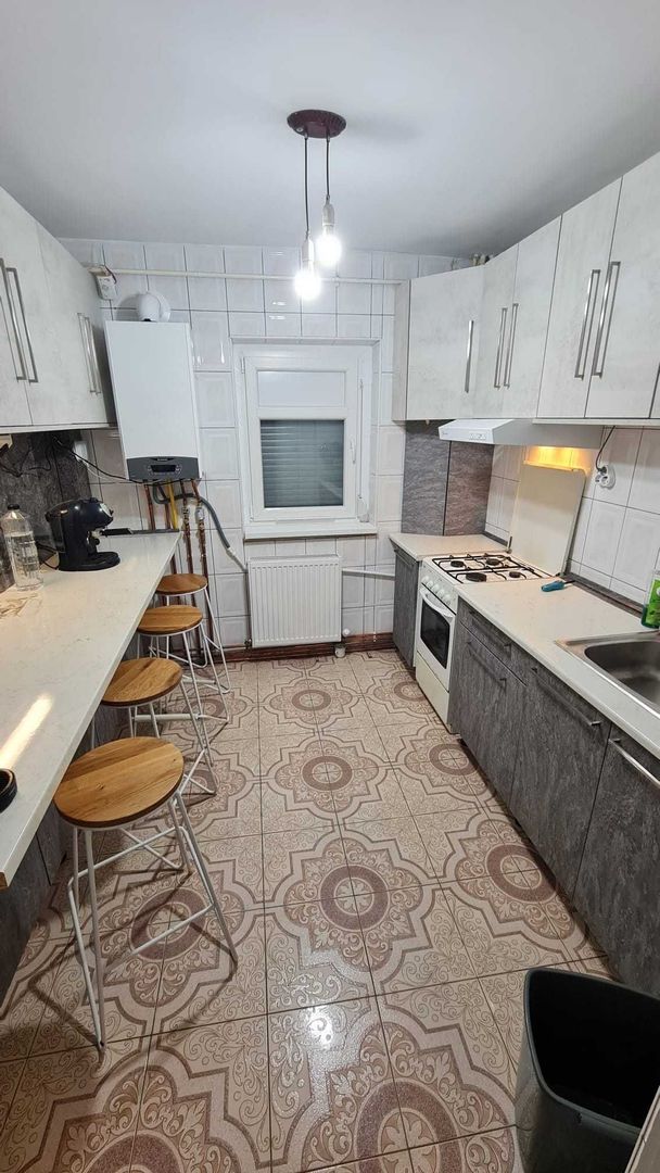 Inchiriez apartament 2 camere Rahova - Poză 1