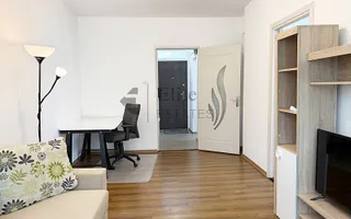 Apartament cu 2 camere ultracentral in Oradea - Poză 14